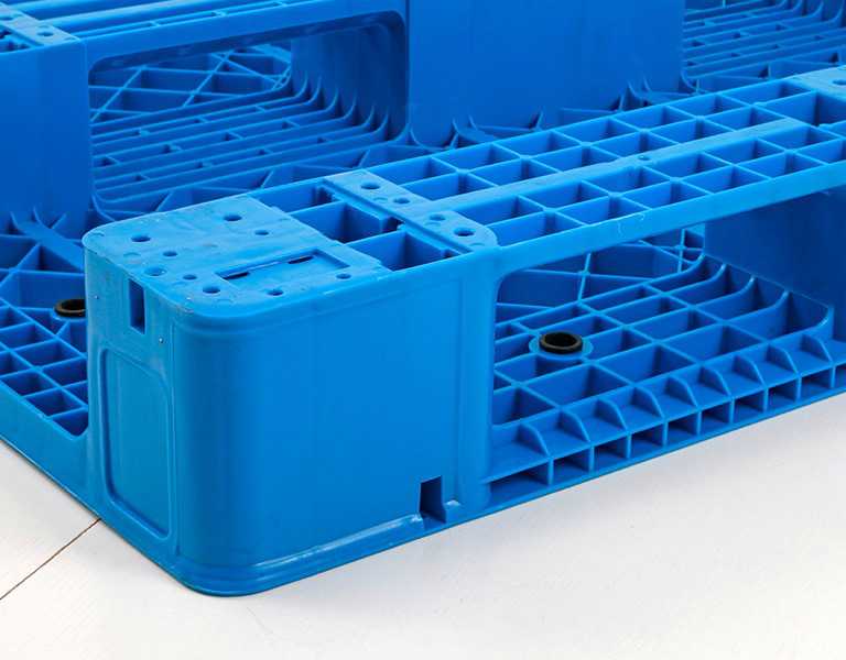 軒盛塑業(yè)1211網(wǎng)格川字塑料托盤(pán)